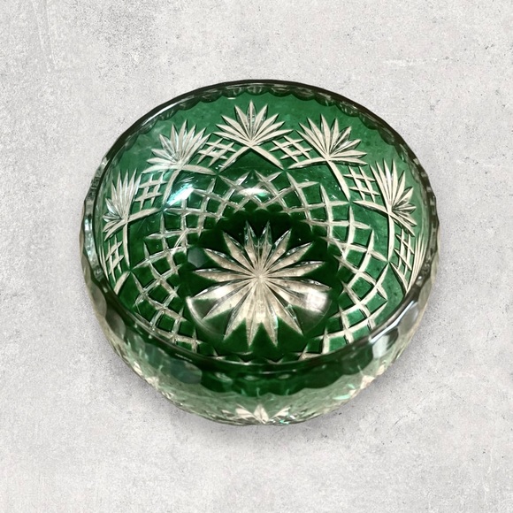 🚩SOLD🚩 Antique Bohemian Czech Emerald Cut Clear to Crystal Bohemian Glass Bowl - Picture 5 of 14